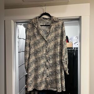 Boohoo shirt dress- small